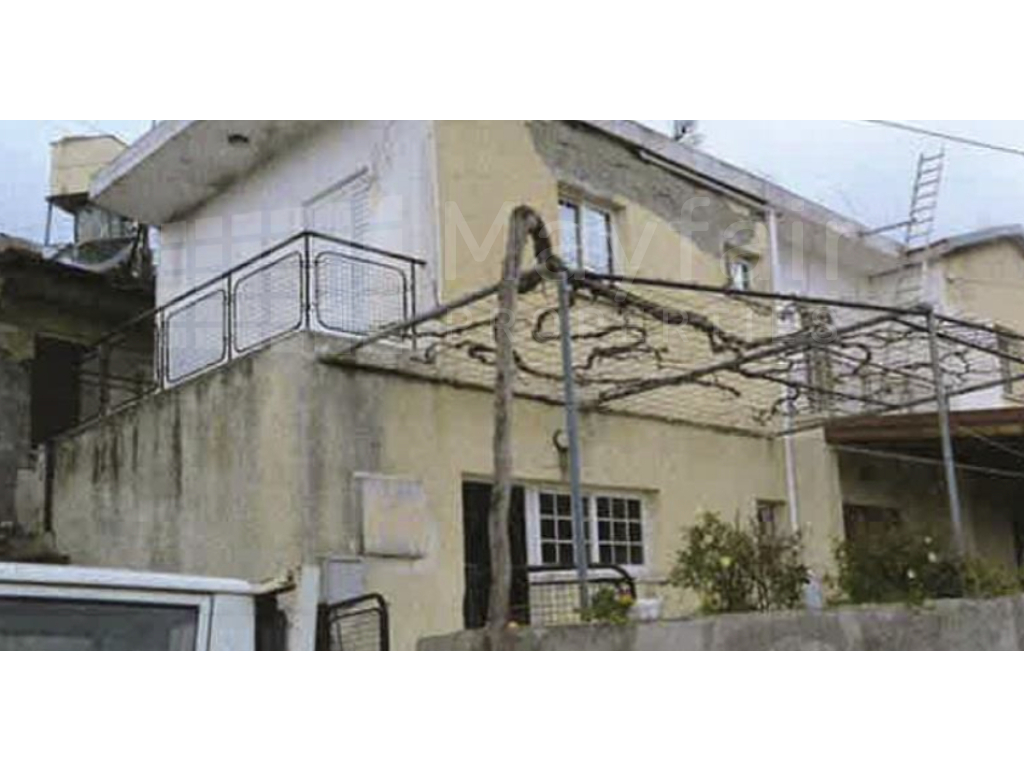 4-bedroom House For Sale in Limassol - Pelendri
