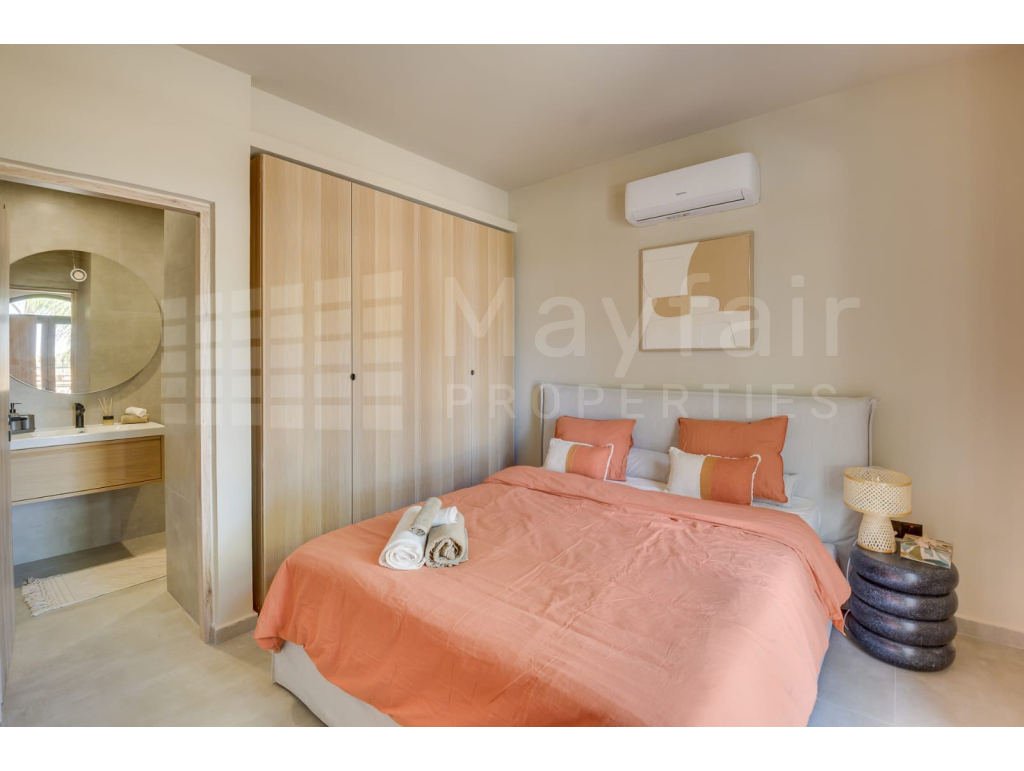 5 Bedroom Beachfront Villa for Rent in Protaras