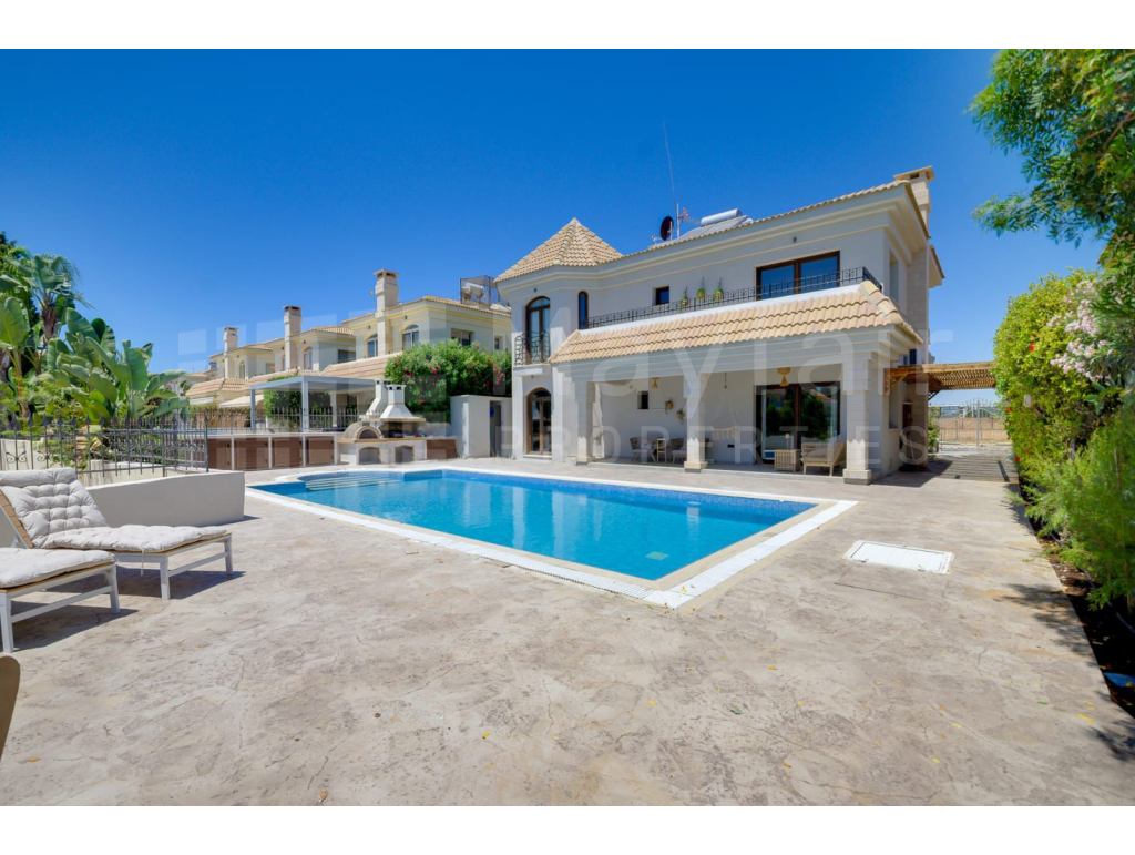 5 Bedroom Beachfront Villa for Rent in Protaras
