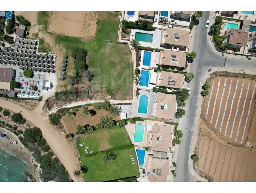 5 Bedroom Beachfront Villa for Rent in Protaras
