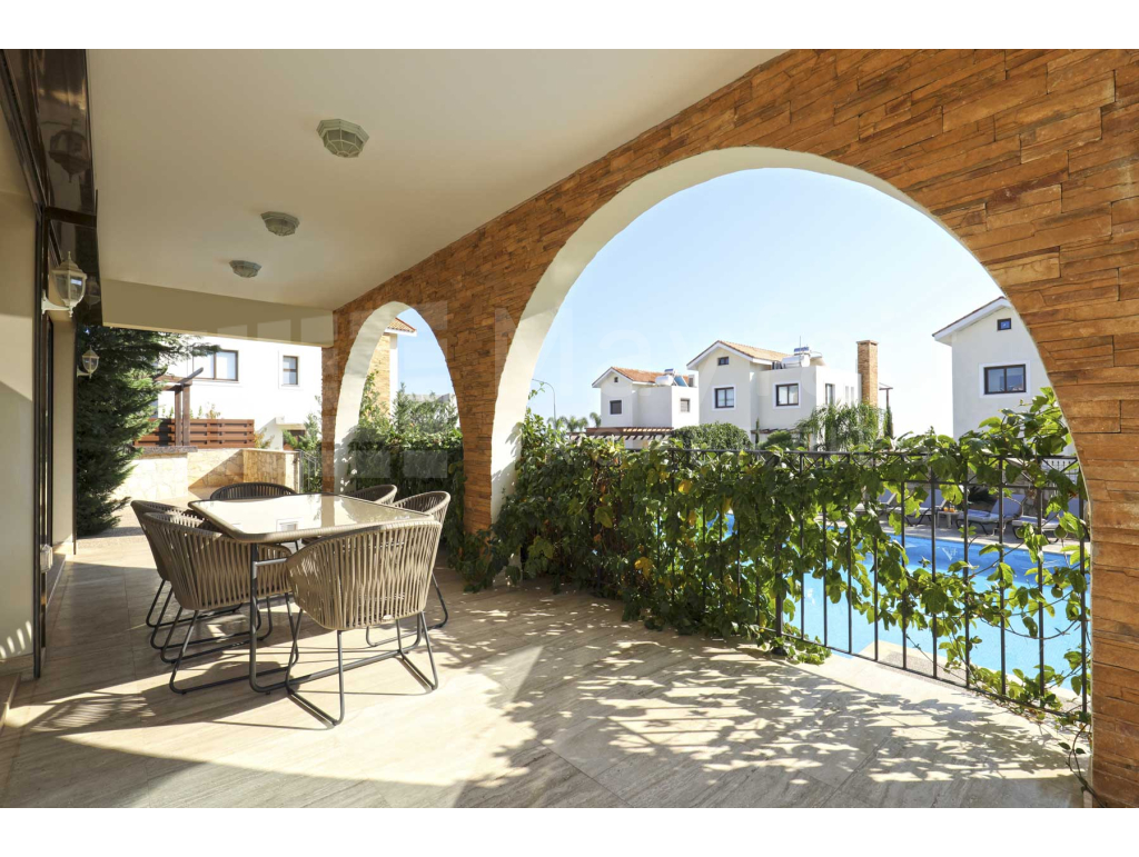 5 bedrooom Beach Villa in Ayia Thekla for Sale