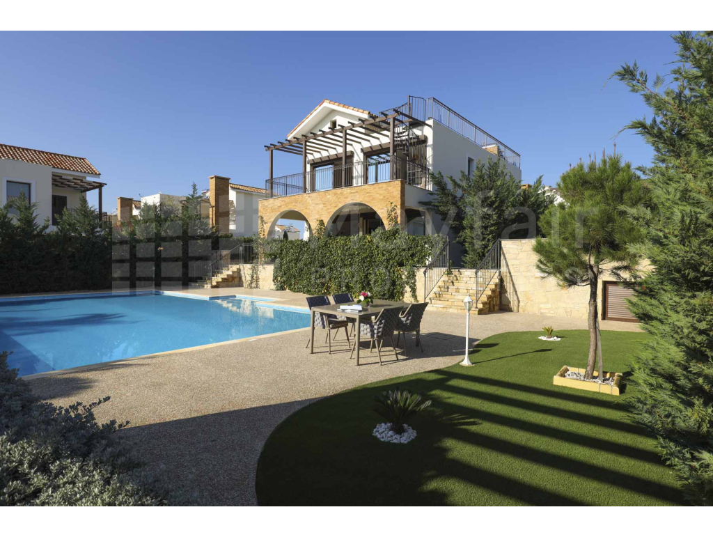 5 bedrooom Beach Villa in Ayia Thekla for Sale