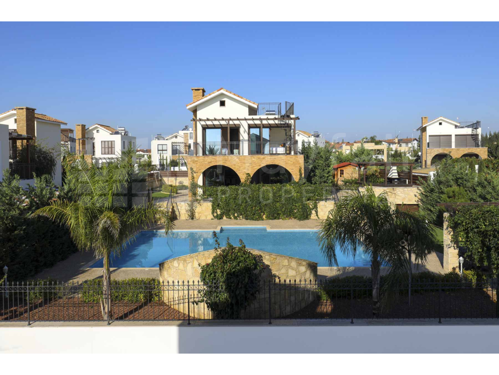 5 bedrooom Beach Villa in Ayia Thekla for Sale