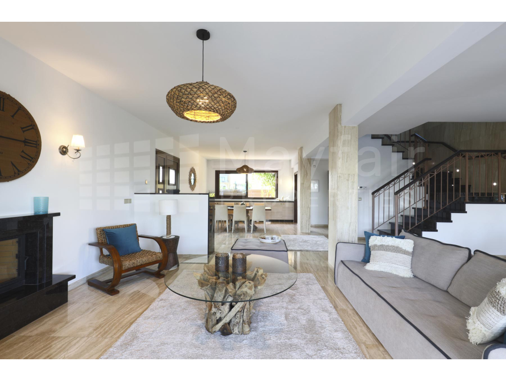 5 bedrooom Beach Villa in Ayia Thekla for Sale