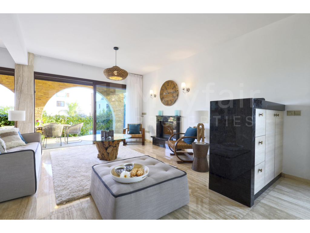 5 bedrooom Beach Villa in Ayia Thekla for Sale