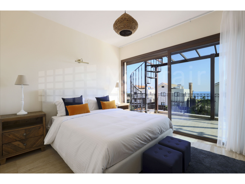 5 bedrooom Beach Villa in Ayia Thekla for Sale
