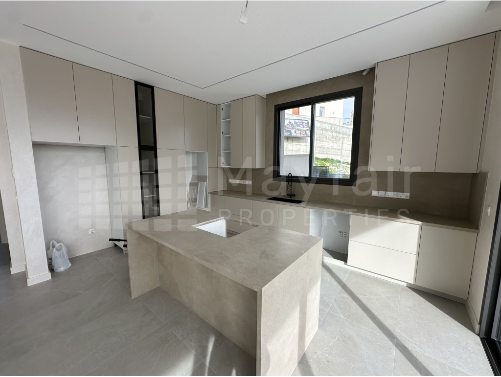 5 Bedroom Luxury Villa in Agios Tychon, Limassol