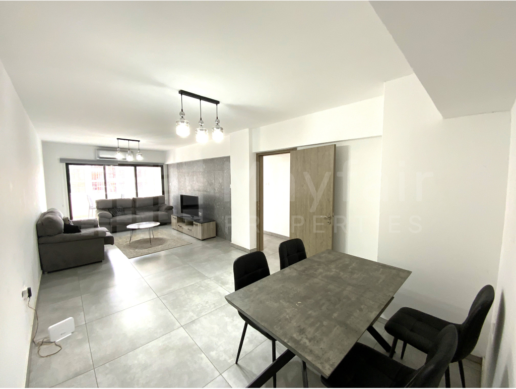 3 Bedroom Flat in Spyrou Kyprianou for Rent