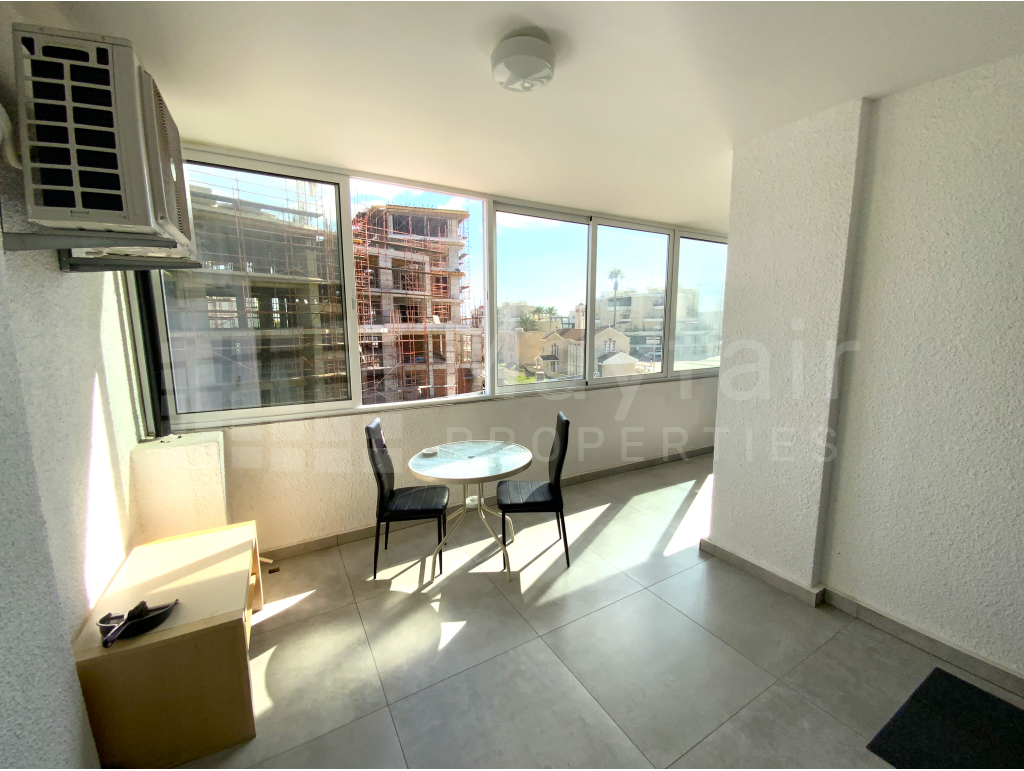 3 Bedroom Flat in Spyrou Kyprianou for Rent