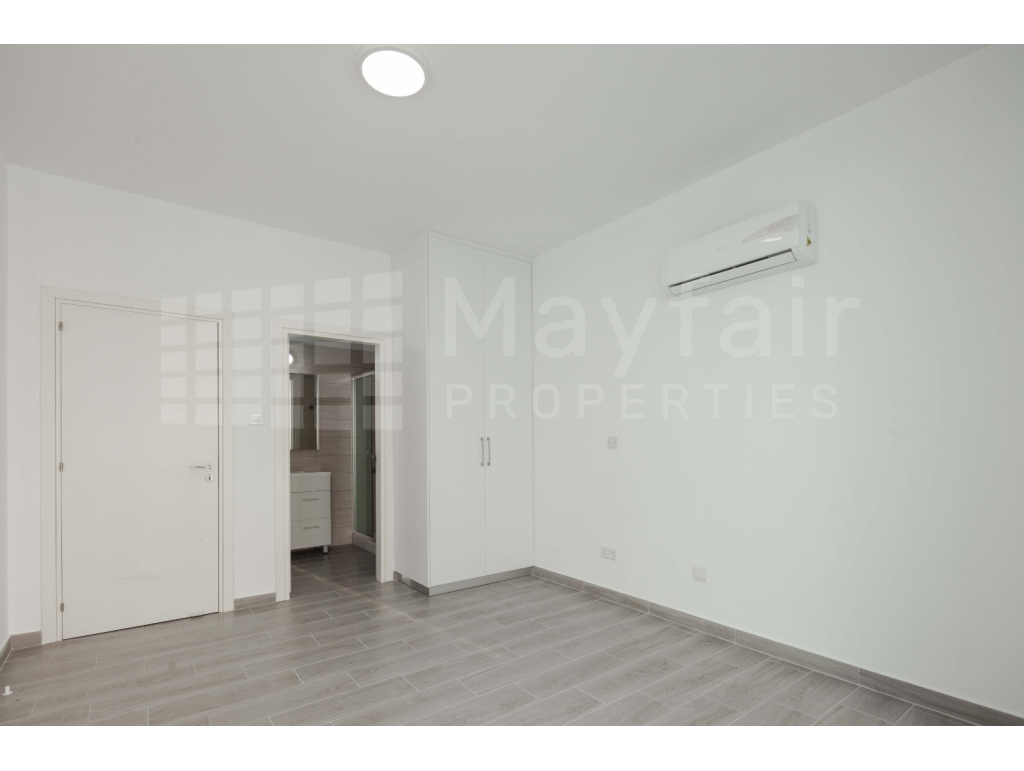 3 Bedroom Penthouse with Roof Garden for Rent in Chrysopolitissa