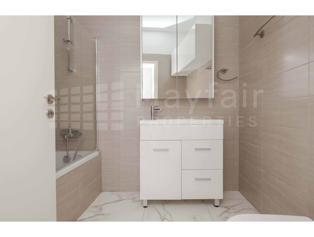 3 Bedroom Penthouse with Roof Garden for Rent in Chrysopolitissa