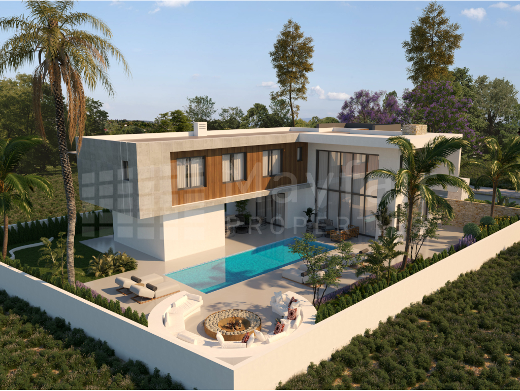 5-Bedroom Villa with Pool and Jacuzzi for Sale in Livadia