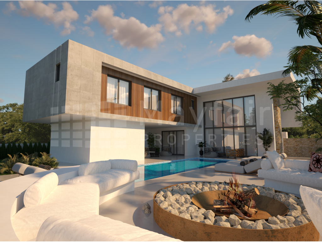 5-Bedroom Villa with Pool and Jacuzzi for Sale in Livadia