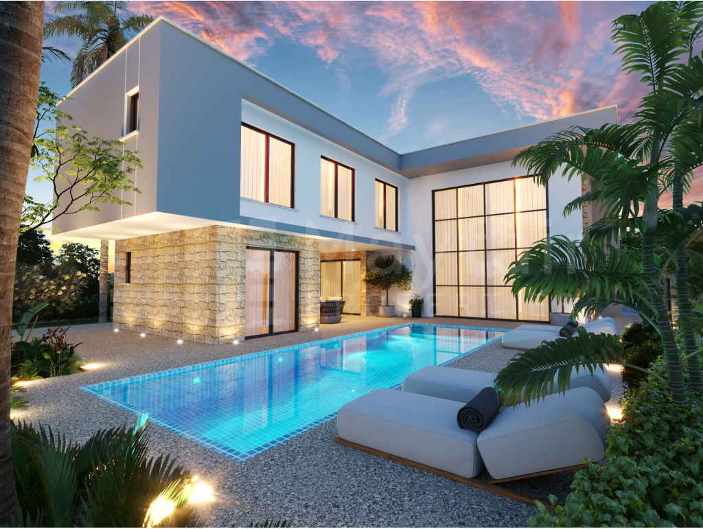 5-Bedroom Villa with Pool for Sale in Livadia