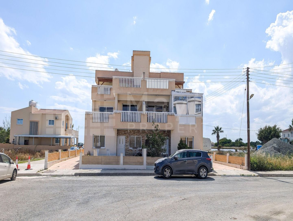 Three-Bedroom Apartment in Kiti, Larnaka