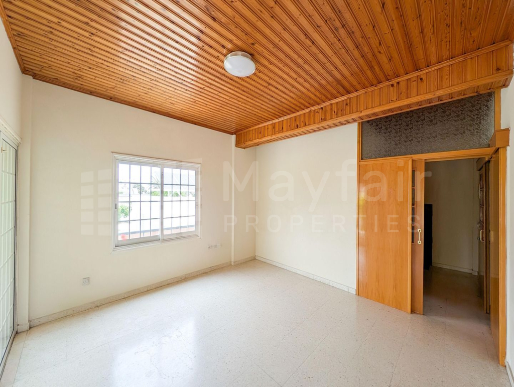 Three-Bedroom House in Dali, Nicosia