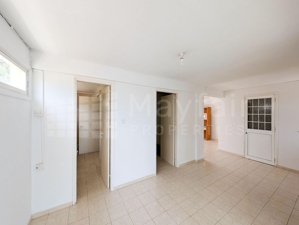Three-Bedroom House in Dali, Nicosia