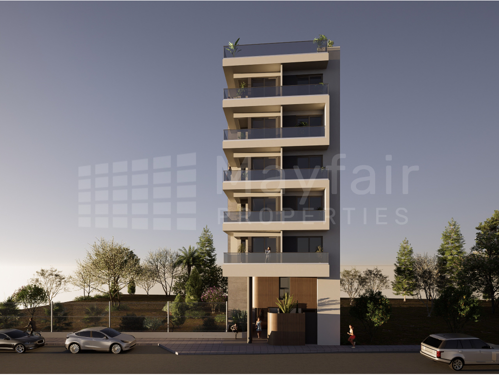 Top Floor Studio Apartment for Sale in Town Centre