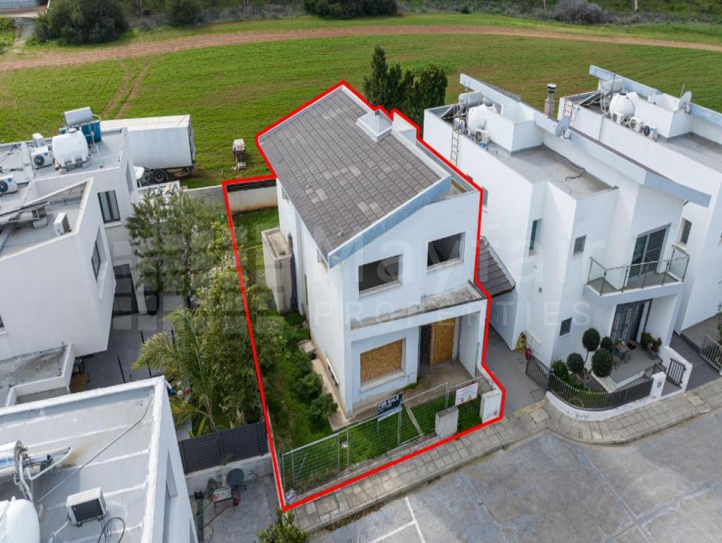 3 bedroom incomplete house in Latsia, Nicosia