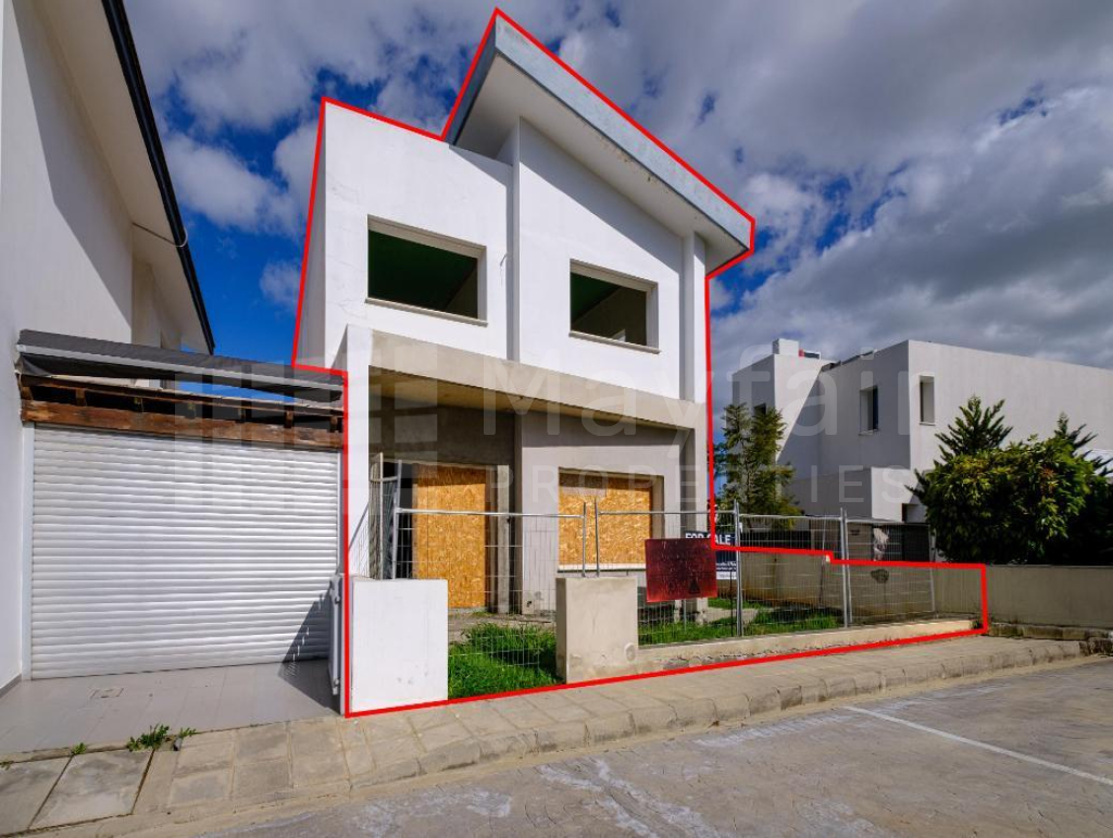 3 bedroom incomplete house in Latsia, Nicosia