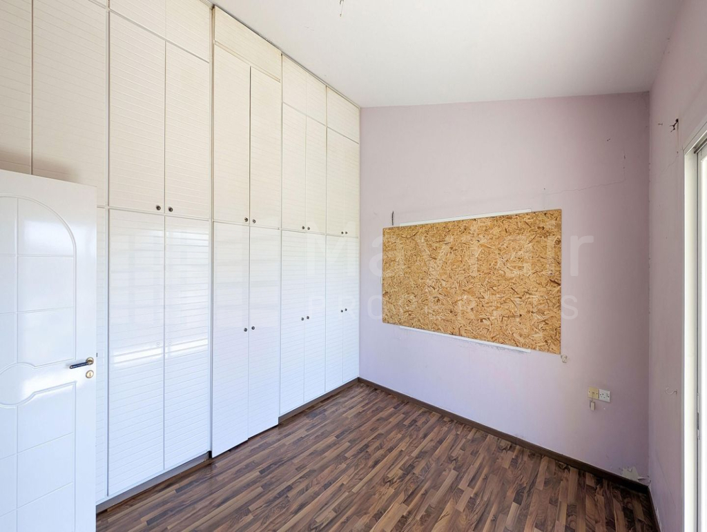 Three-Bedroom House in Parekklisia, Limassol