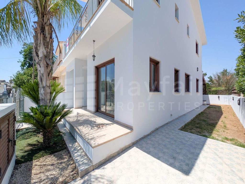 Three-Bedroom House with Attic in Agia Paraskevi, Lakatamia, Nicosia