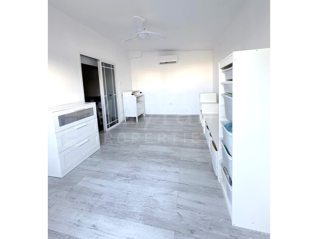 2 plus 1 office/playroom ground floor apartment