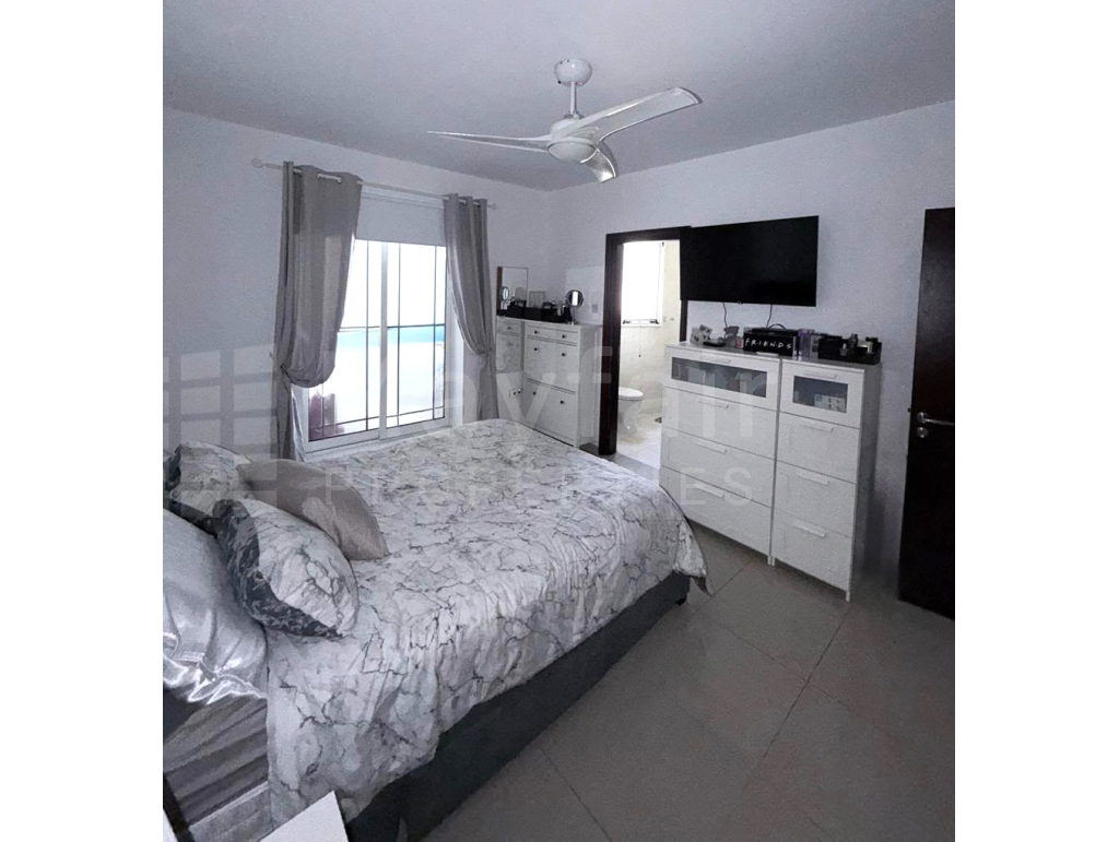 2 plus 1 office/playroom ground floor apartment