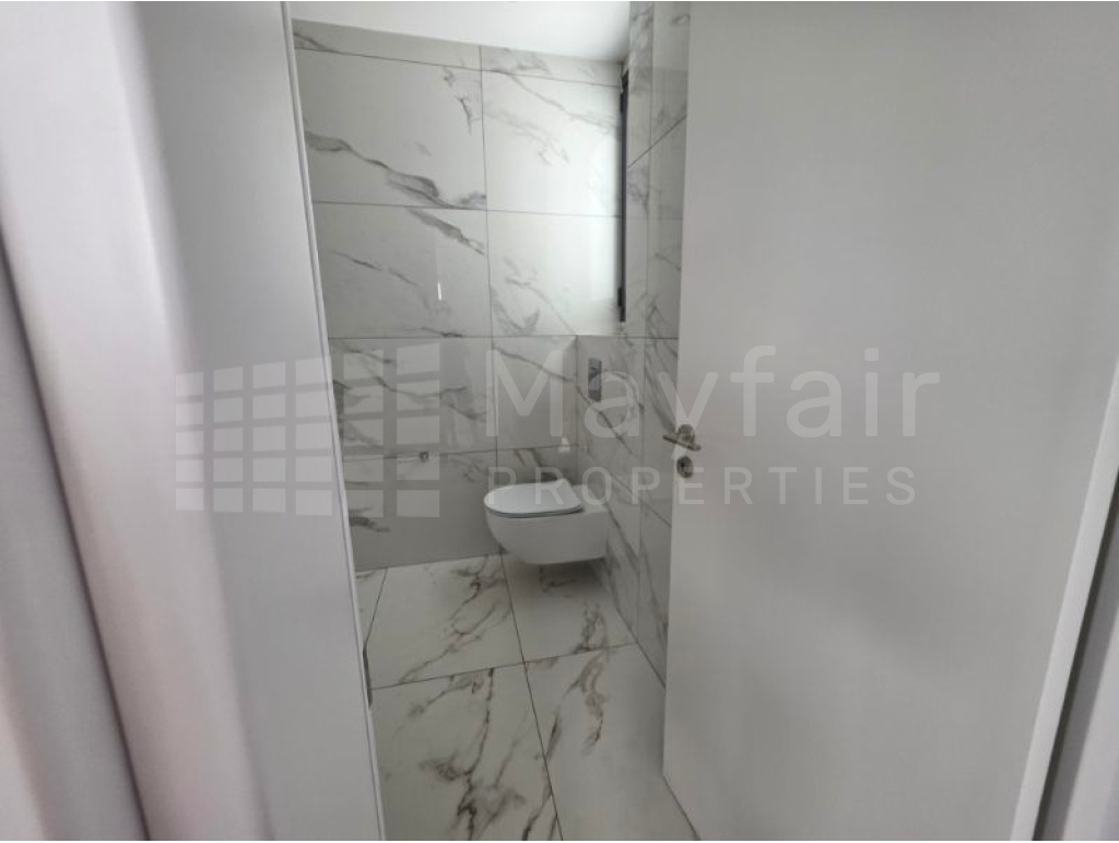 3-bedroom Top Floor Apartment for Sale in Strovolos