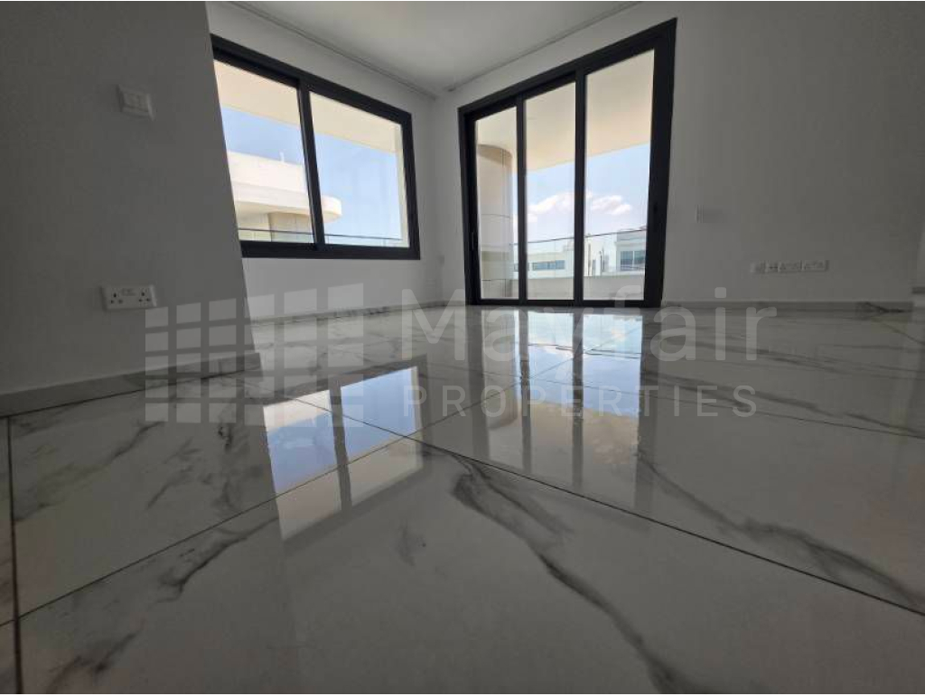 3-bedroom Top Floor Apartment for Sale in Strovolos