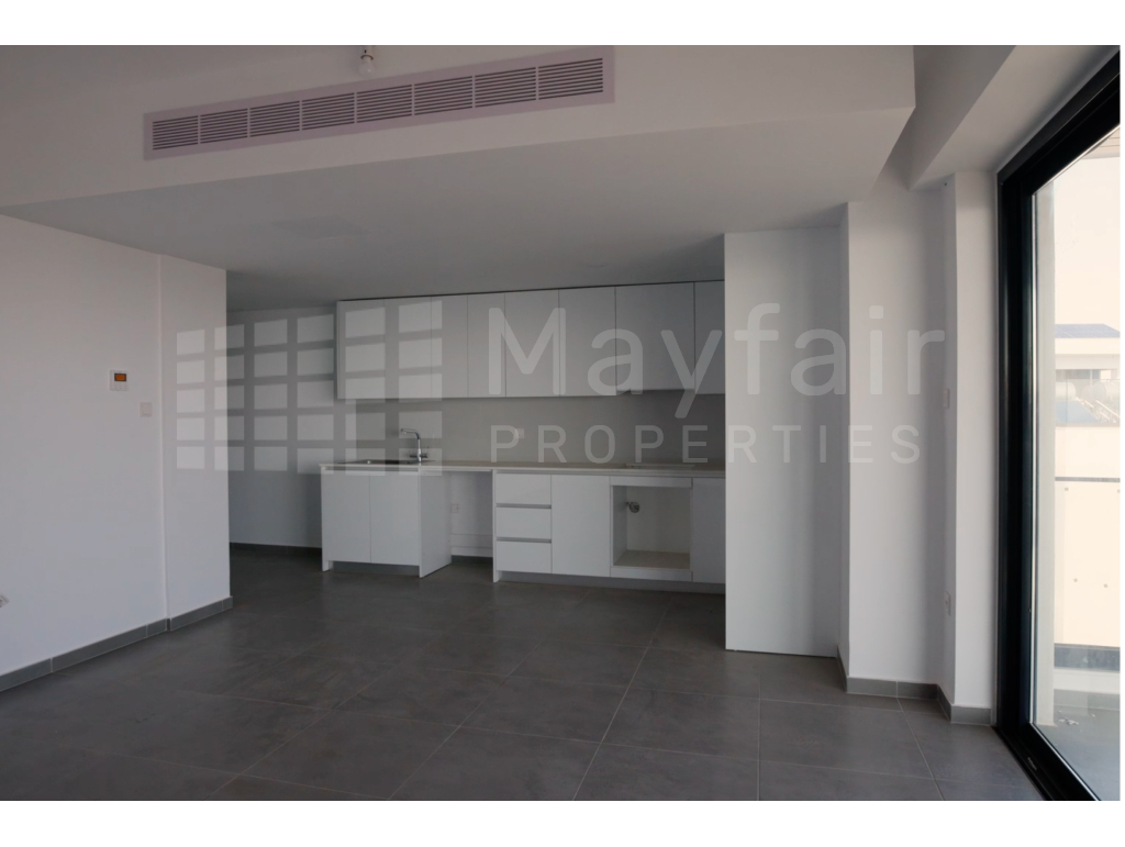 3-bedroom Apartment near Mackenzie Beach