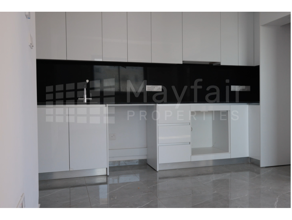 3-bedroom Apartment near Mackenzie Beach