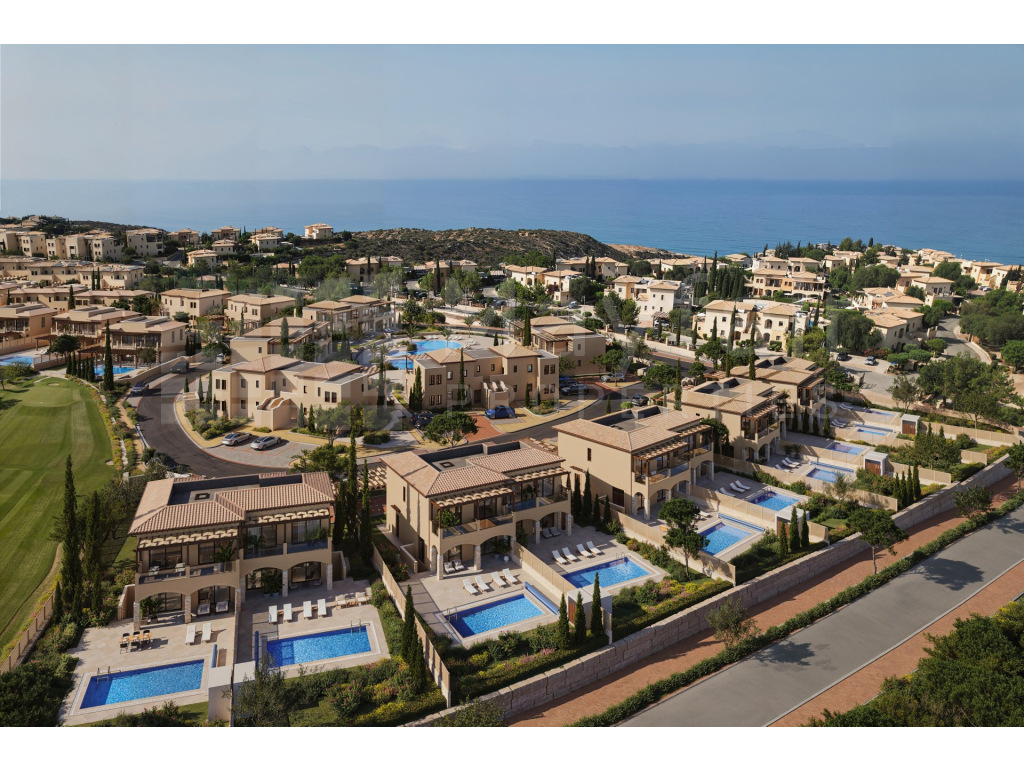 3-bedroom Superior Villa with Pool in Kouklia for Sale