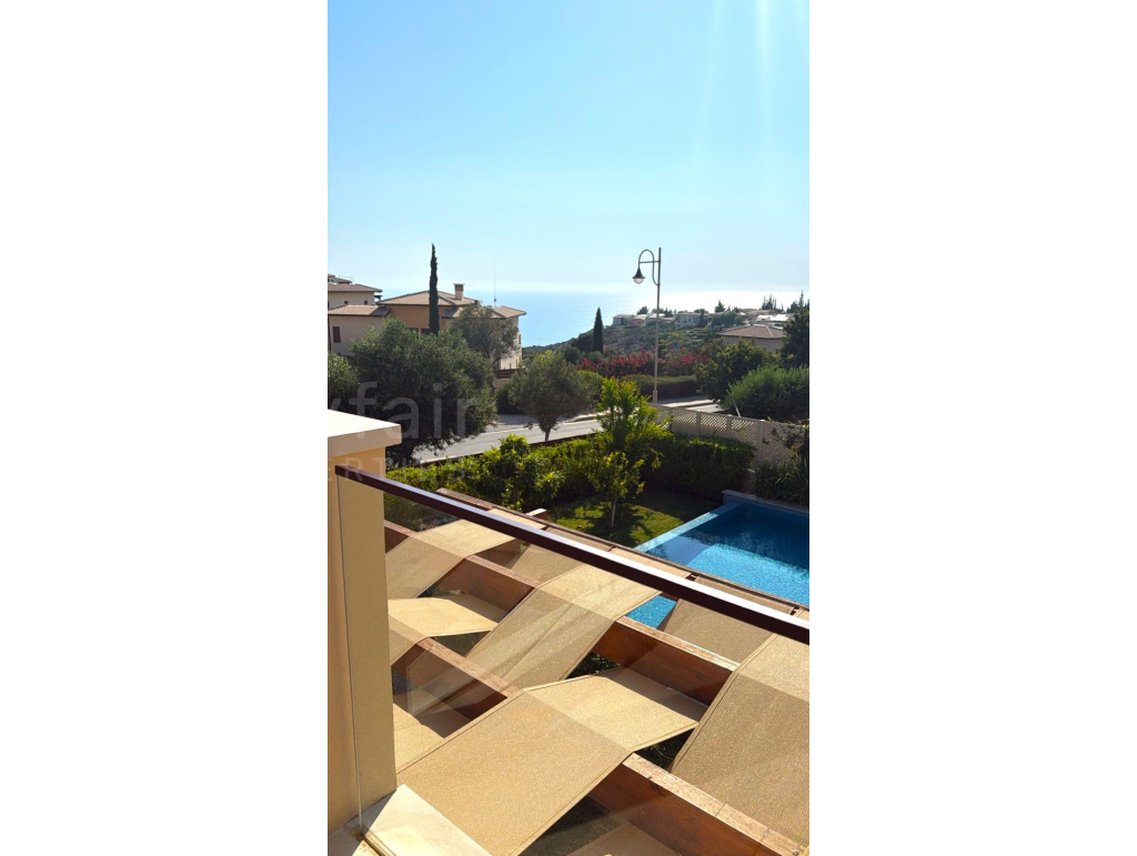 3-bedroom Superior Villa with Pool in Kouklia for Sale