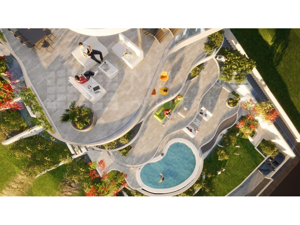 5-bedroom Luxury Villa in Agios Athanasios for Sale