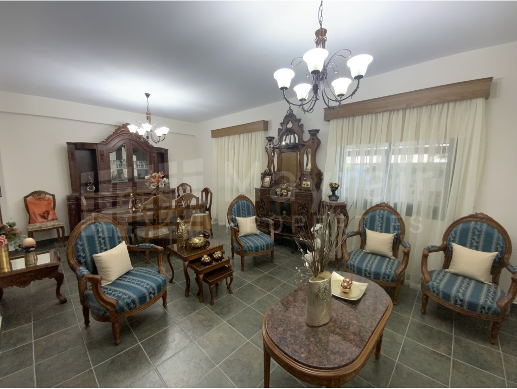 4 Bedroom Detached House for Sale in Livadia