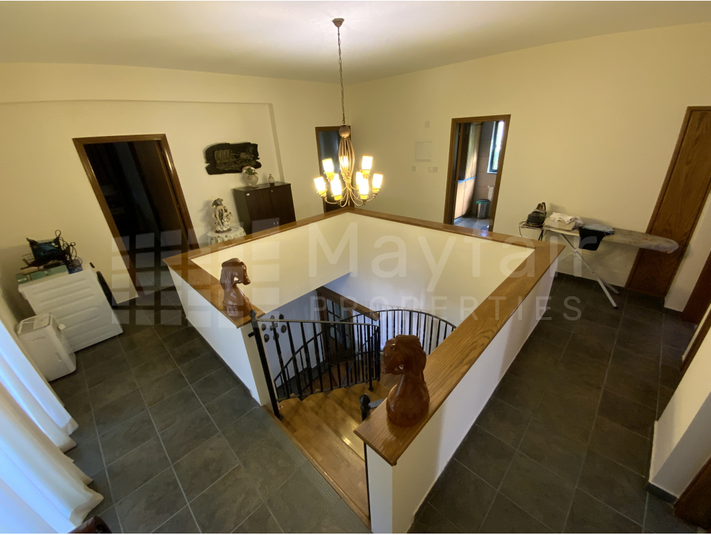 4 Bedroom Detached House for Sale in Livadia