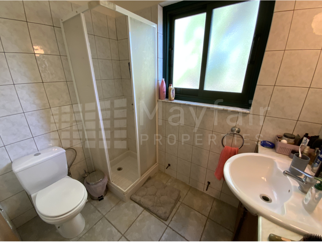 4 Bedroom Detached House for Sale in Livadia