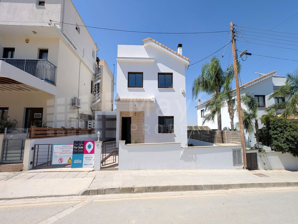 Three-Bedroom semi-detached house in Pera Chorio, Nicosia