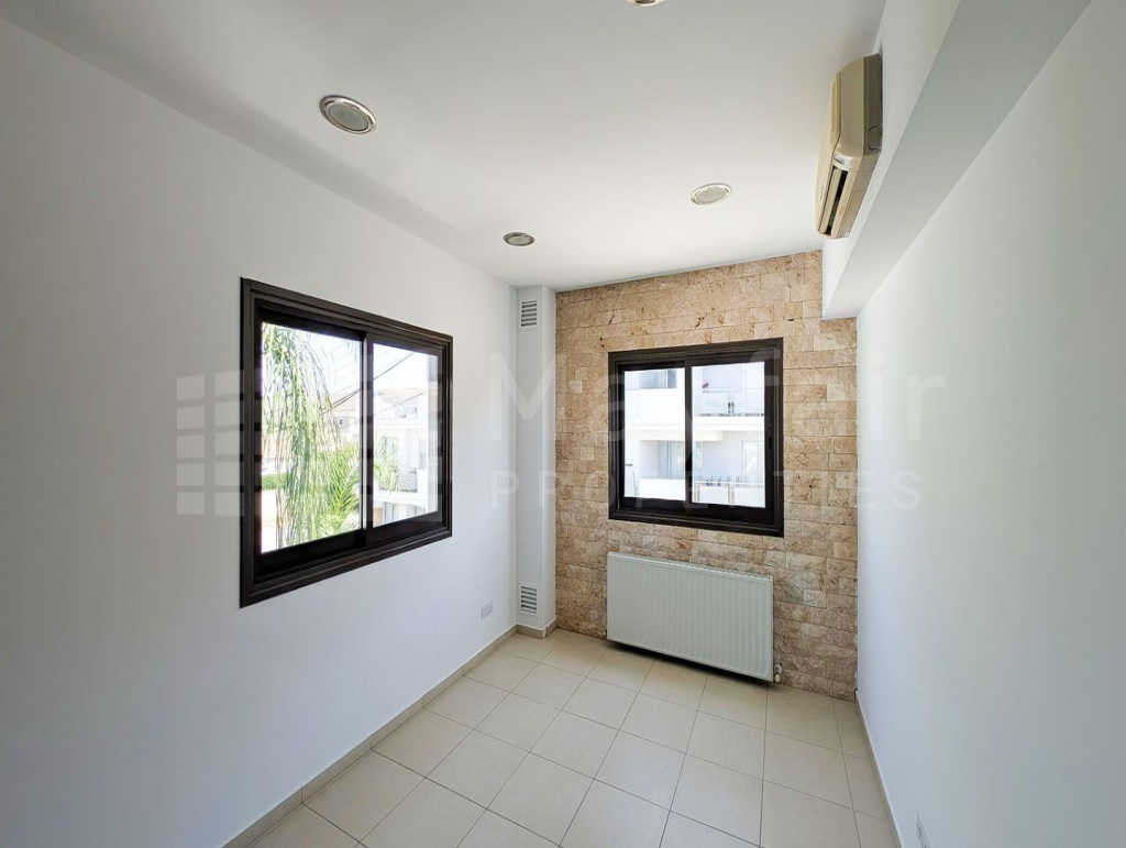 Three-Bedroom semi-detached house in Pera Chorio, Nicosia