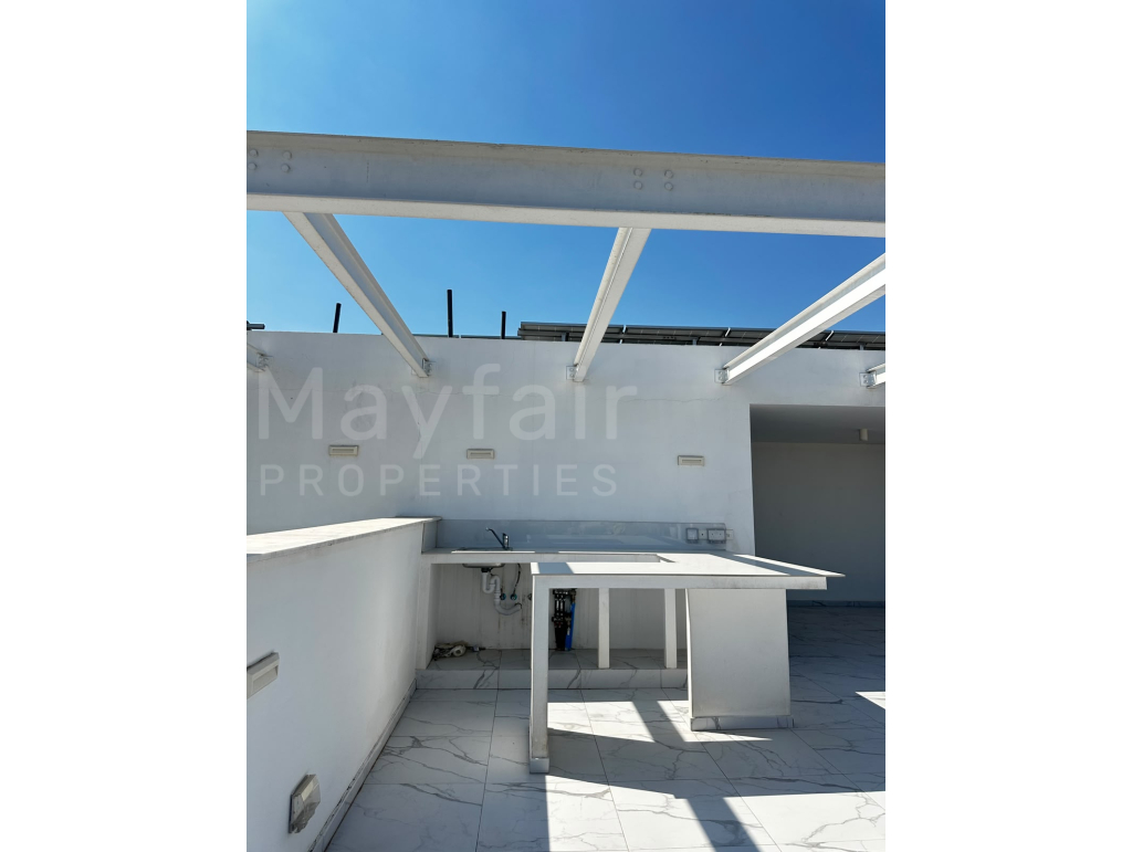 2-bedroom Penthouse with Roof Garden in Livadia for Sale