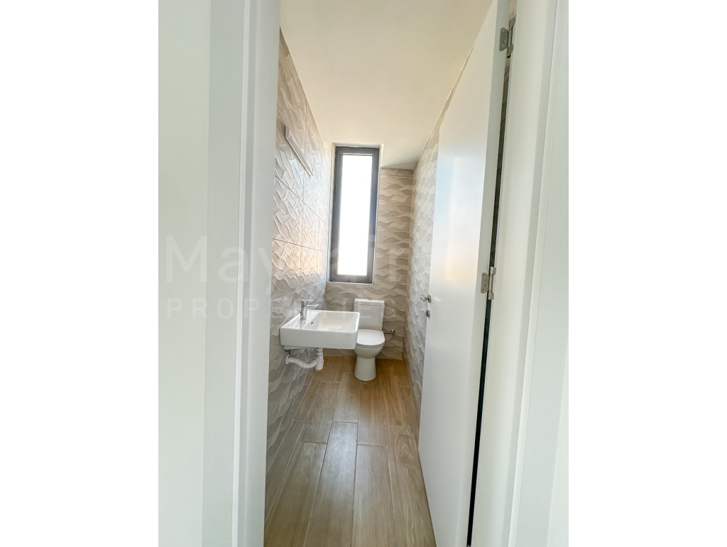 2-bedroom Penthouse with Roof Garden in Livadia for Sale