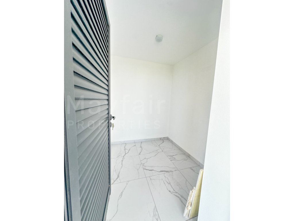 2-bedroom Penthouse with Roof Garden in Livadia for Sale