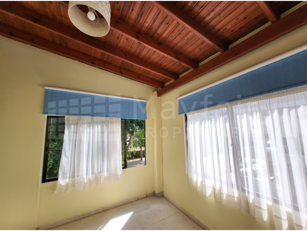 2-bedroom Apartment in Makenzy for Rent