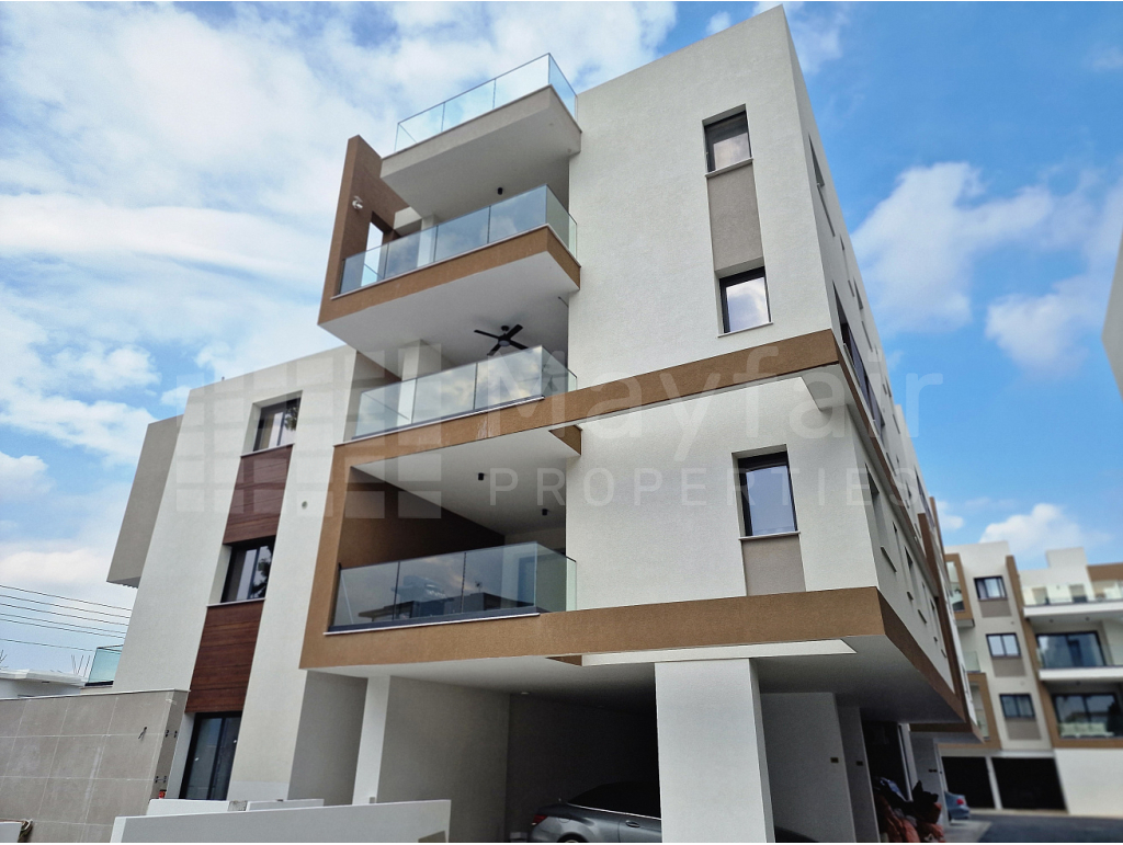 2-bedroom Apartment with Communal Pool in Livadia for Sale