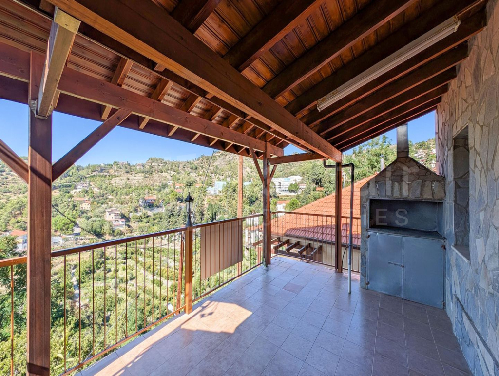 Three-Bedroom House in Agros, Limassol