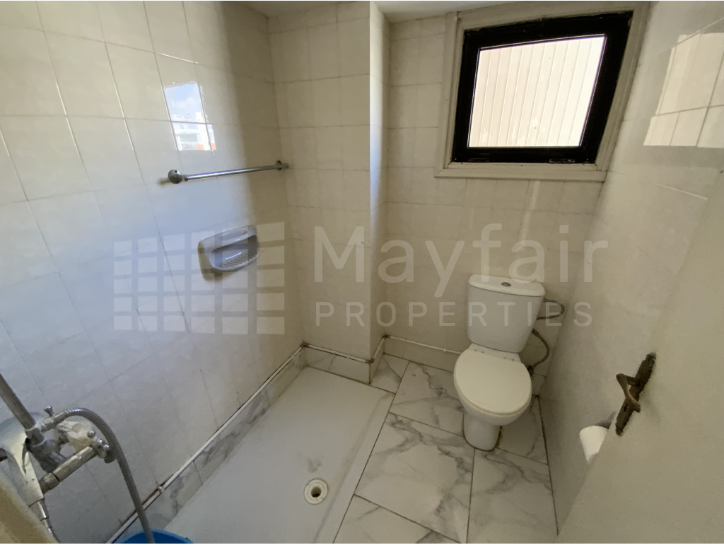 3-bedroom Apartment for Sale in Town Centre