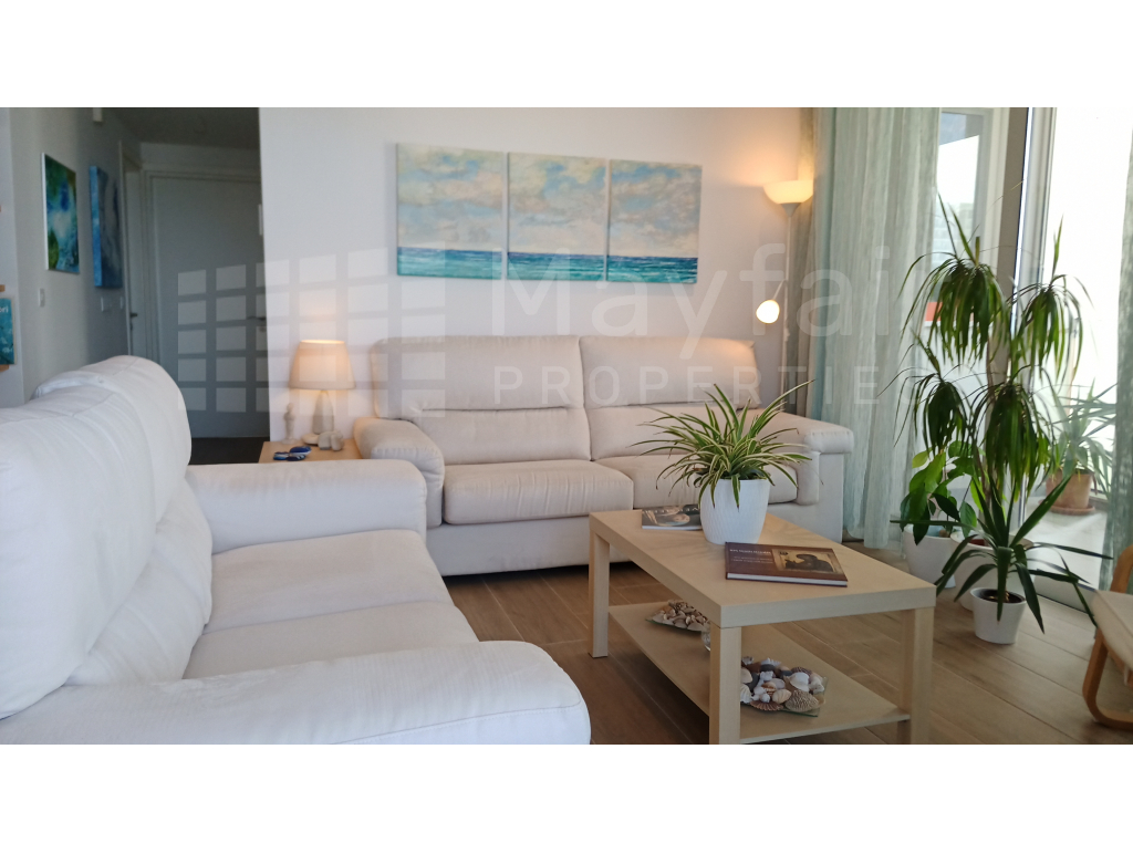 2-bedroom Seaview Apartment in Makenzy for Sale
