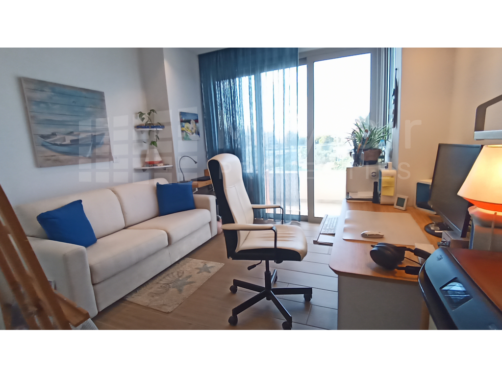 2-bedroom Seaview Apartment in Makenzy for Sale