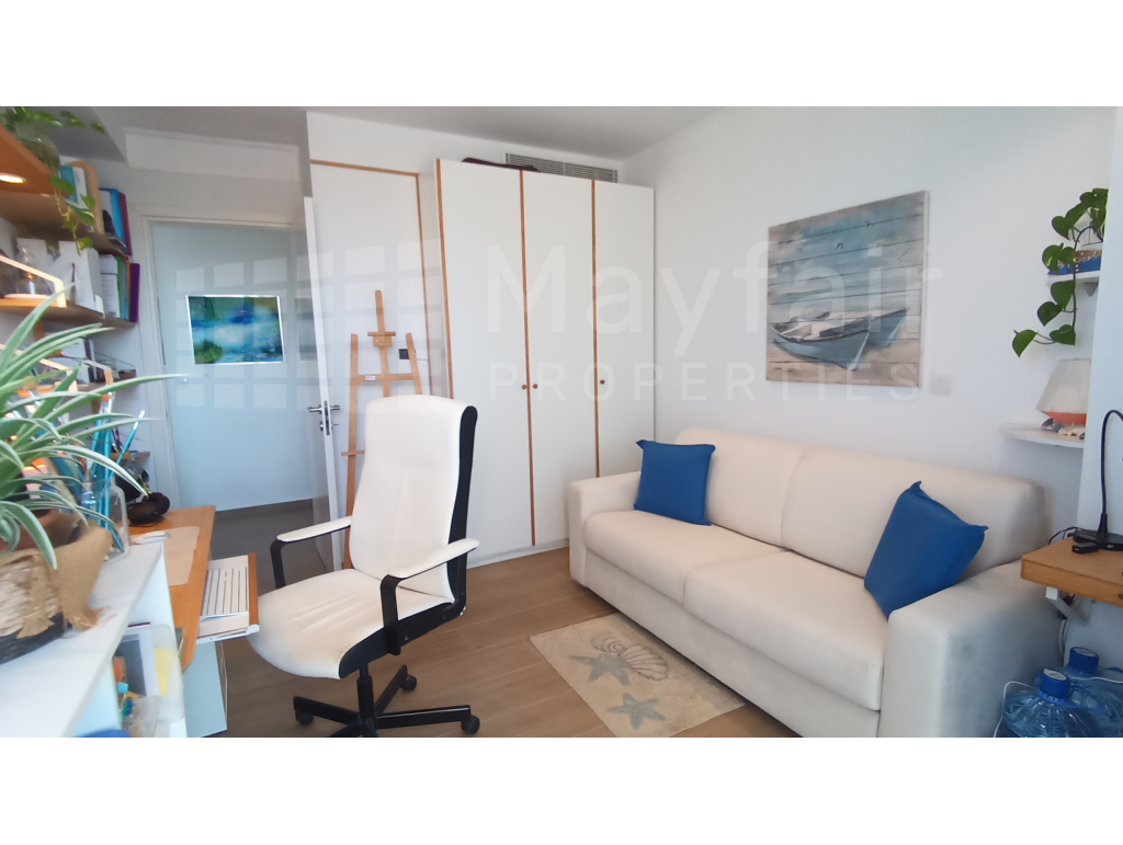 2-bedroom Seaview Apartment in Makenzy for Sale